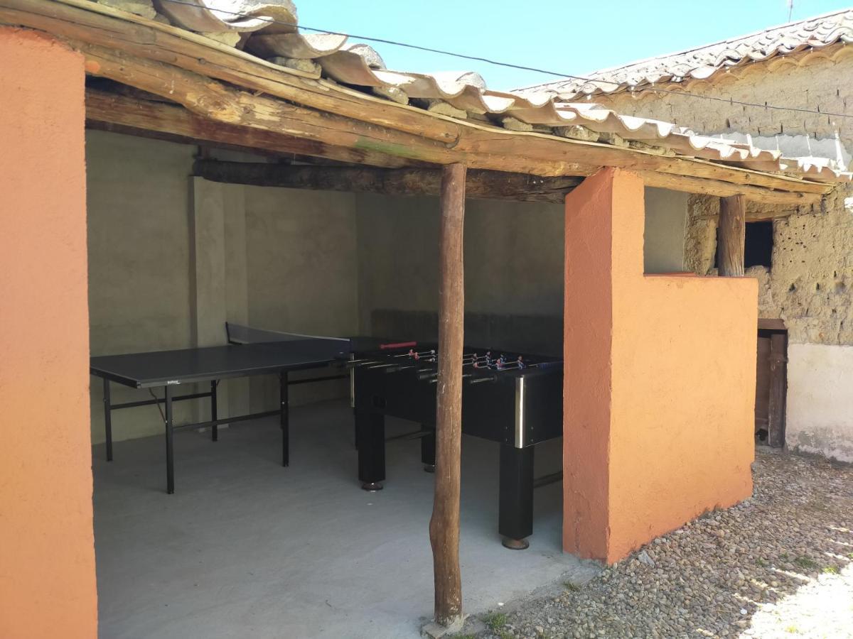 La Casa Del Abuelo Simon Guest House Fuente el Sauz Exterior photo